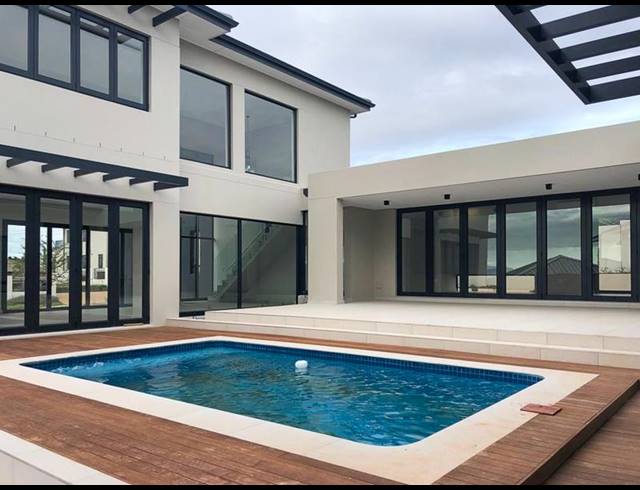 4 BEDROOM HOUSE FOR SALE IN CLARA ANNA FONTEIN